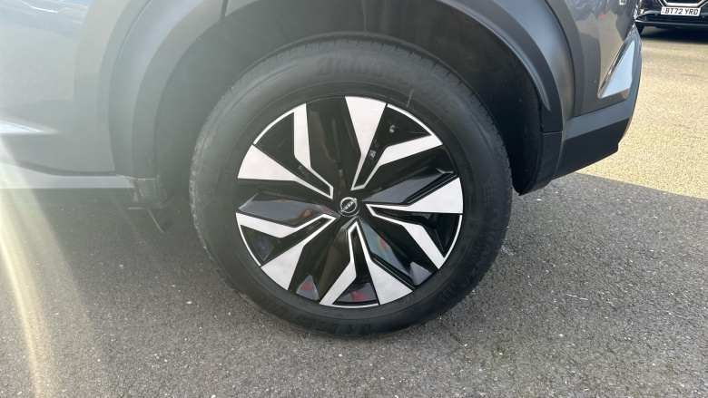 Nissan Juke 1.0 DiG-T 114 Acenta 5dr Petrol Hatchback